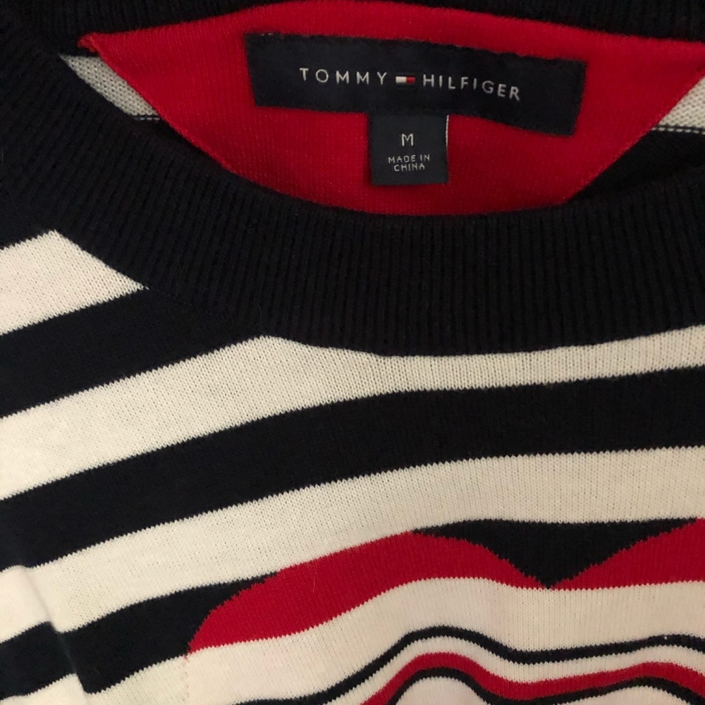 Tommy Hilfiger sweater - Picture 2 of 3